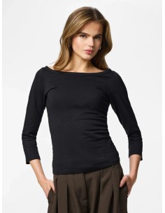 CAMISETA PCPHOEBE