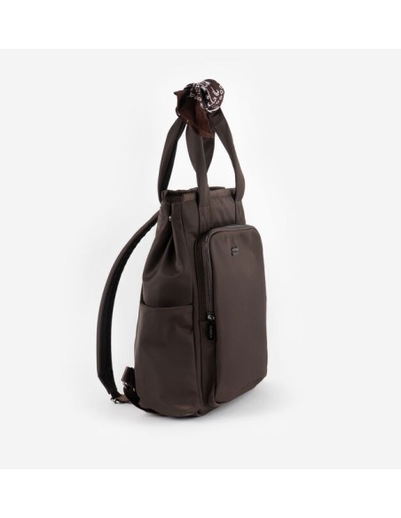 MOCHILA NYLON & BANDANA MARRON