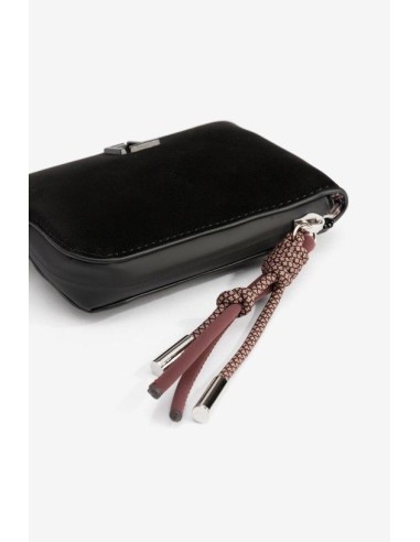 CARTERA LYONA