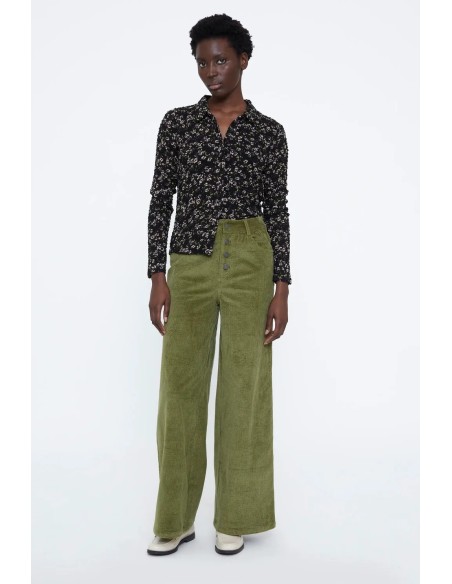 CAMISA CON ESTAMPADO DE FLORES BRILLANTE VERDES 11281