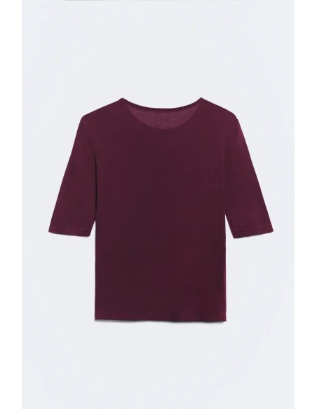 CAMISETA BERENJENA MODAL CUELLO