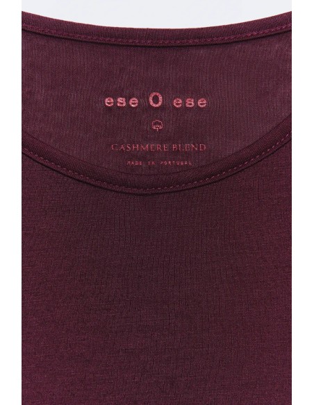 CAMISETA BERENJENA MODAL CUELLO