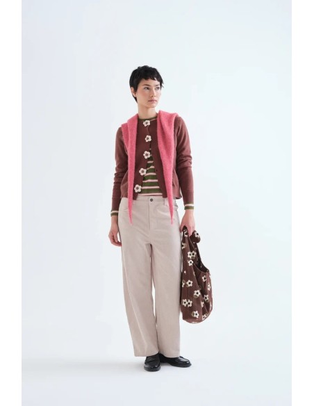 CARDIGAN PUNTO MARRON CON BOTONES FLORALES 10313