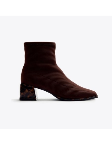 BOTIN ELASTICO TACON  MARRON