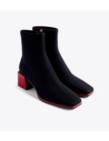 BOTIN ELASTICO NEGRO