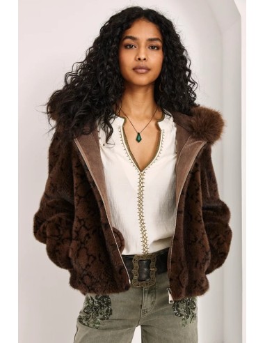 ABRIGO PELO BOMBER CAPUCHA NEBET