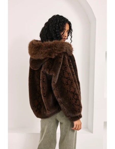 ABRIGO PELO BOMBER CAPUCHA NEBET